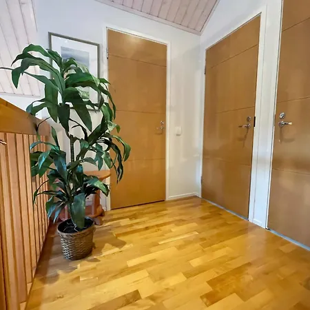 Apartment Golfhovi B